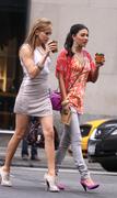 http://img31.imagevenue.com/loc1/th_28641_Jessica_Szohr_and_Katie_Cassidy_on_the_set_of_Gossip_Girl8_122_1lo.jpg