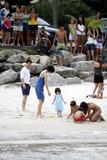th_06732_Katie_Holmes0_Suri_and_Tom_Cruise_on_the_beach_in_Copa_Cabana_at_Sushi_place_CU_ISA_28_122_1126lo.jpg