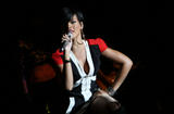http://img31.imagevenue.com/loc741/th_49292_celeb-city.org_Rihanna_Z100_Party_Plane_with_DKNY_JEANS_Performance_02-03-2008_011_123_741lo.jpg